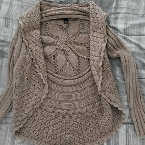 Beautiful knit cardigan!